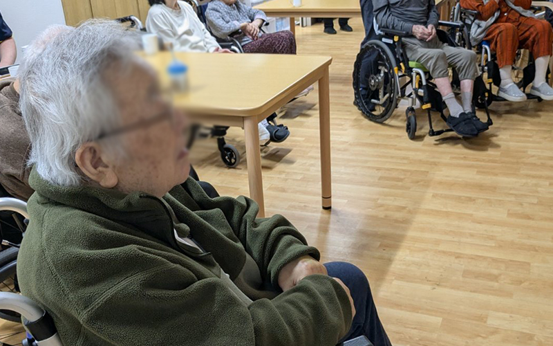 歌の会をしました🎤＆看板つきました。