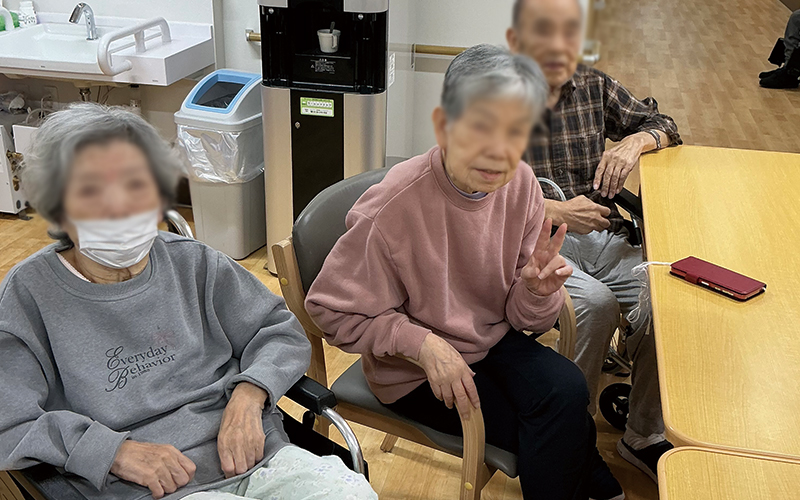 お誕生日会を開催いたしました